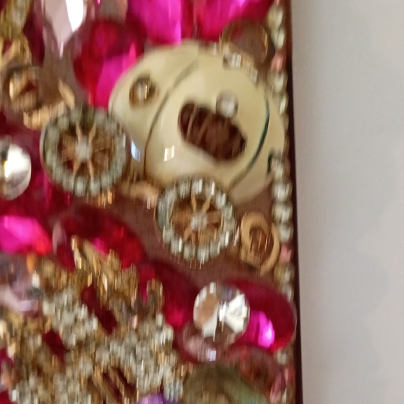 Juicy Couture Pink and Gold Embellished Phone Case - Picture 5 of 14
